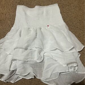 white skirt/ tube top shirt